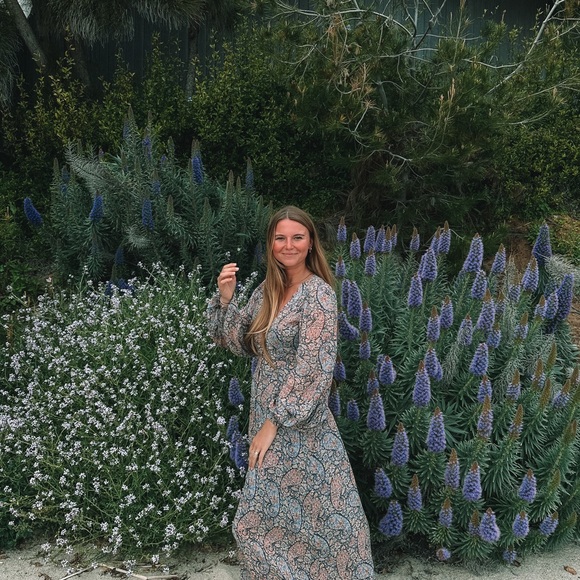 Tigerlily Dresses & Skirts - Tiger Lily Maxi Dress
